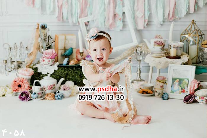 دانلود بک دراپ عکس کودک