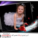 فون کودک با بک گراند مشکی 1078