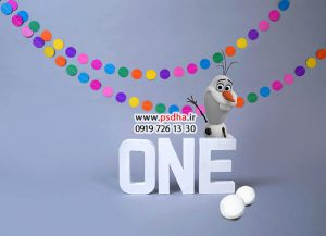 بک گراند ساده با دکور اسباب بازی