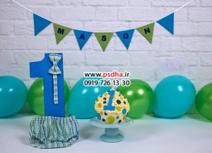 بک گراند ساده با دکور اسباب بازی