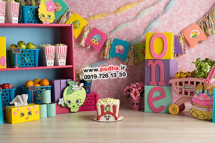 دکور واقعی آتلیه ای شخصیت کارتونی