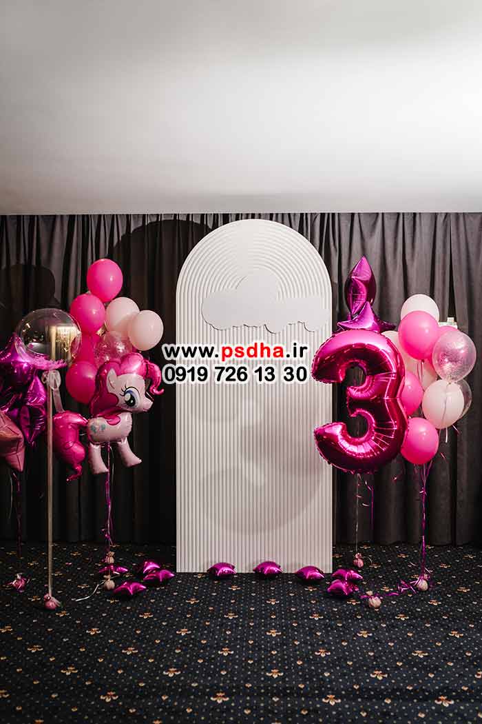 بک دراپ نوزاد با دکورهای جذاب