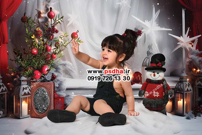 بکگراند یلدا با دکور آدم برفی